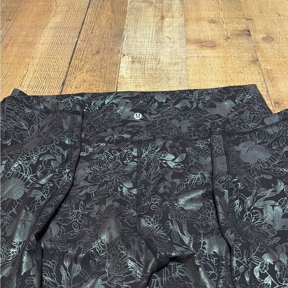 Lululemon Wunder Under High-Rise Tight 28" *Full-On Luxtreme Shine foil size 18 - Picture 9 of 16